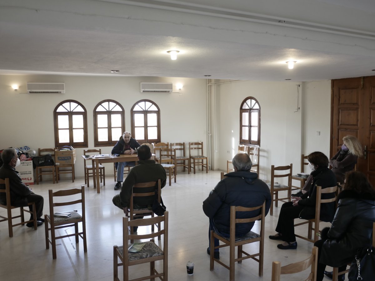 Τέταρτη συνάντηση με τους προέδρους των τοπικών κοινοτήτων Τέταρτη συνάντηση με τους προέδρους των τοπικών κοινοτήτων